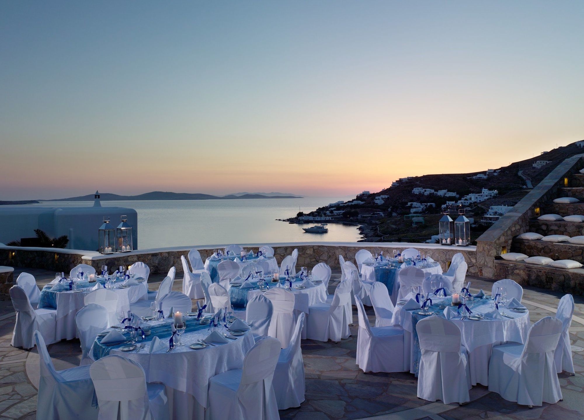 Mykonos Grand Hotel & Resort Agios Ioannis Diakoftis Restaurant photo